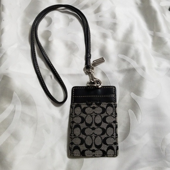 seadutaaifah10ibb Coach Badge Holder With Lanyard